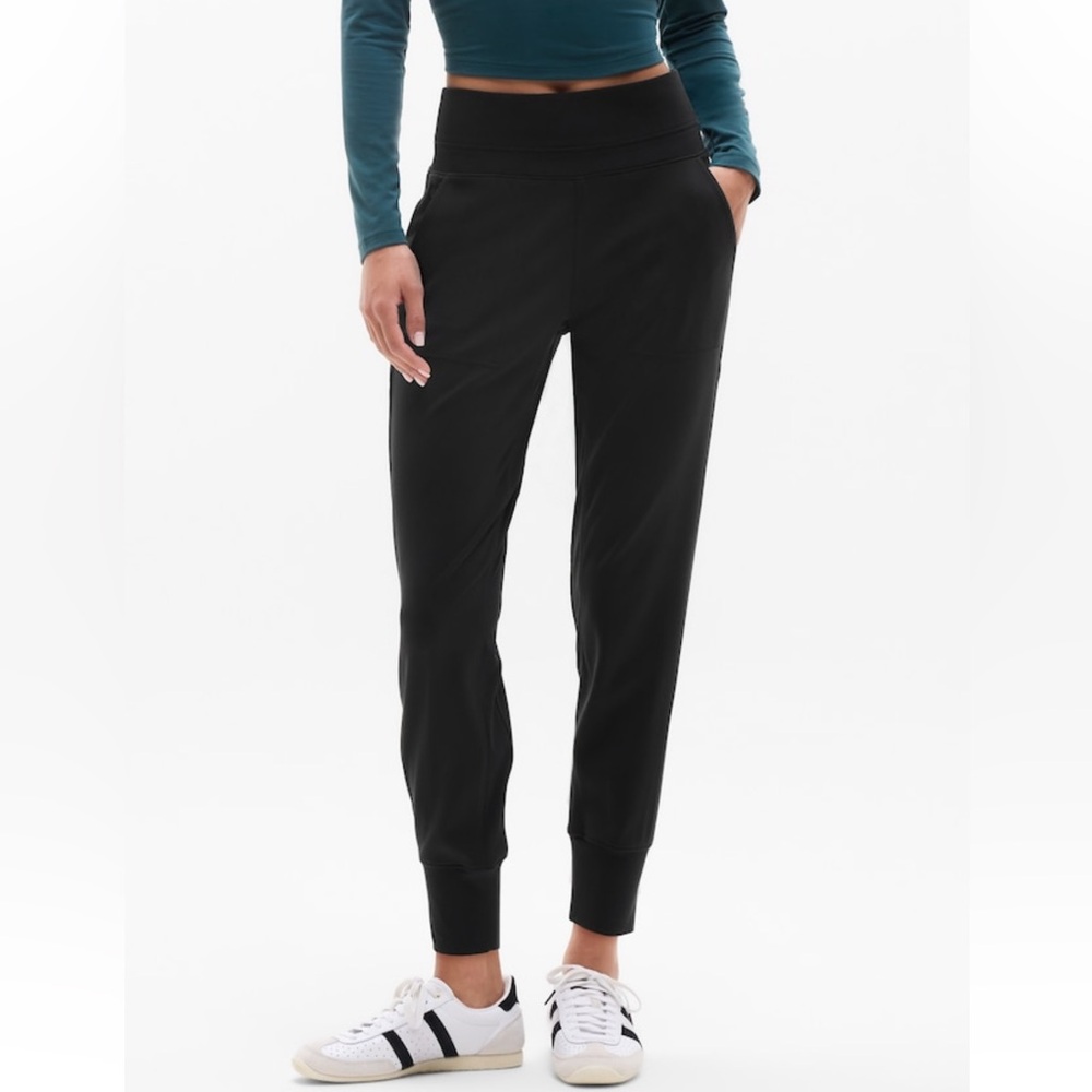 Athleta Venice Jogger Black
Women XS Tall